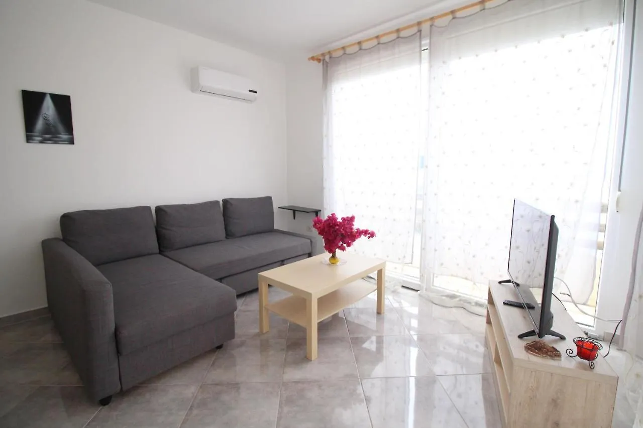The Bay Apartments Sarandë
