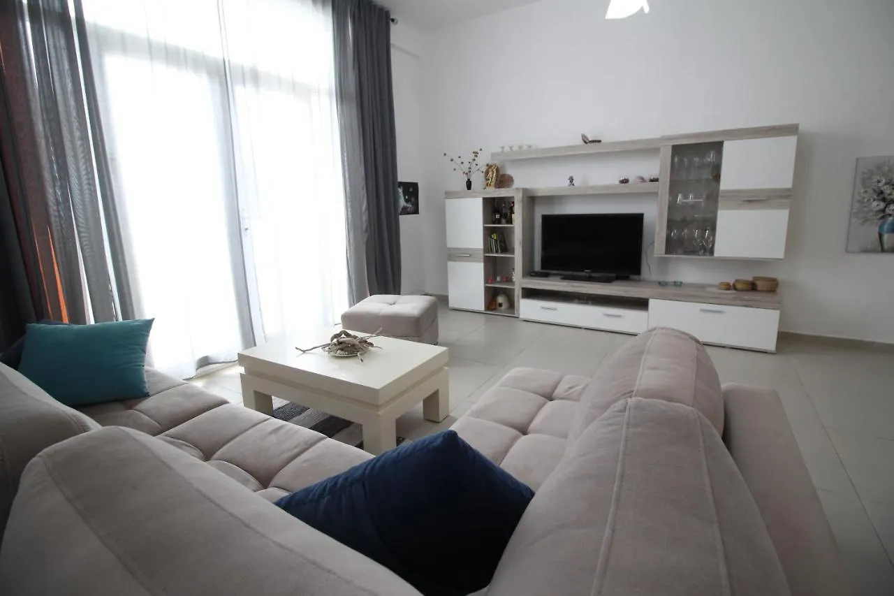 The Bay Apartments Sarandë