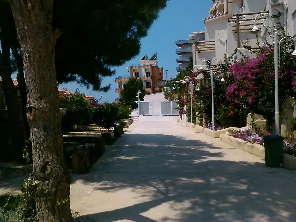 The Bay Apartments Sarandë