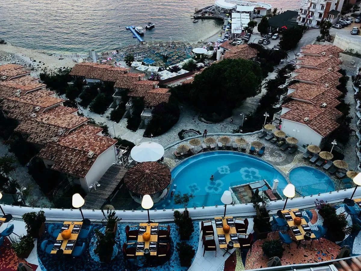 The Bay Apartments Sarandë 0*,  Albanië